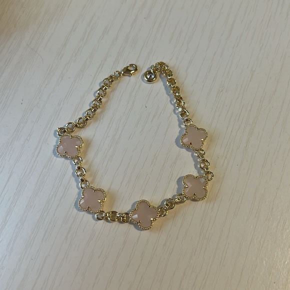 Louis Vuitton Pearl bracelet - Picture 3 of 3